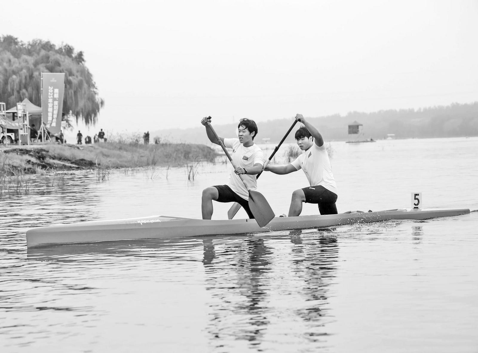 充满活力的, 为期, 各组别均涵