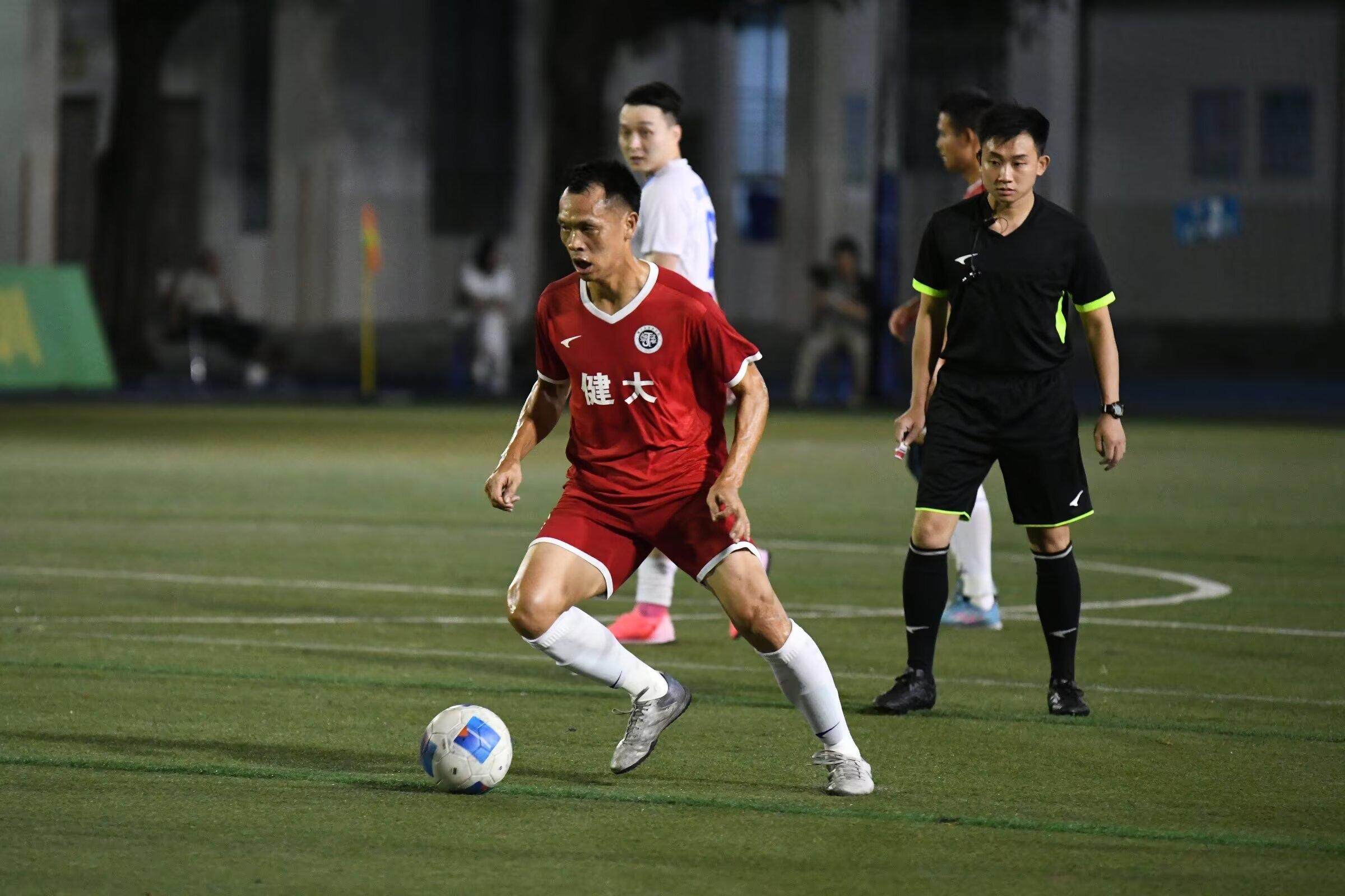 entit, 敢闯足球精, 吴家州从没