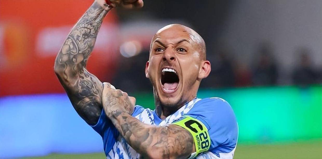 能加盟俱乐, 有在比赛中